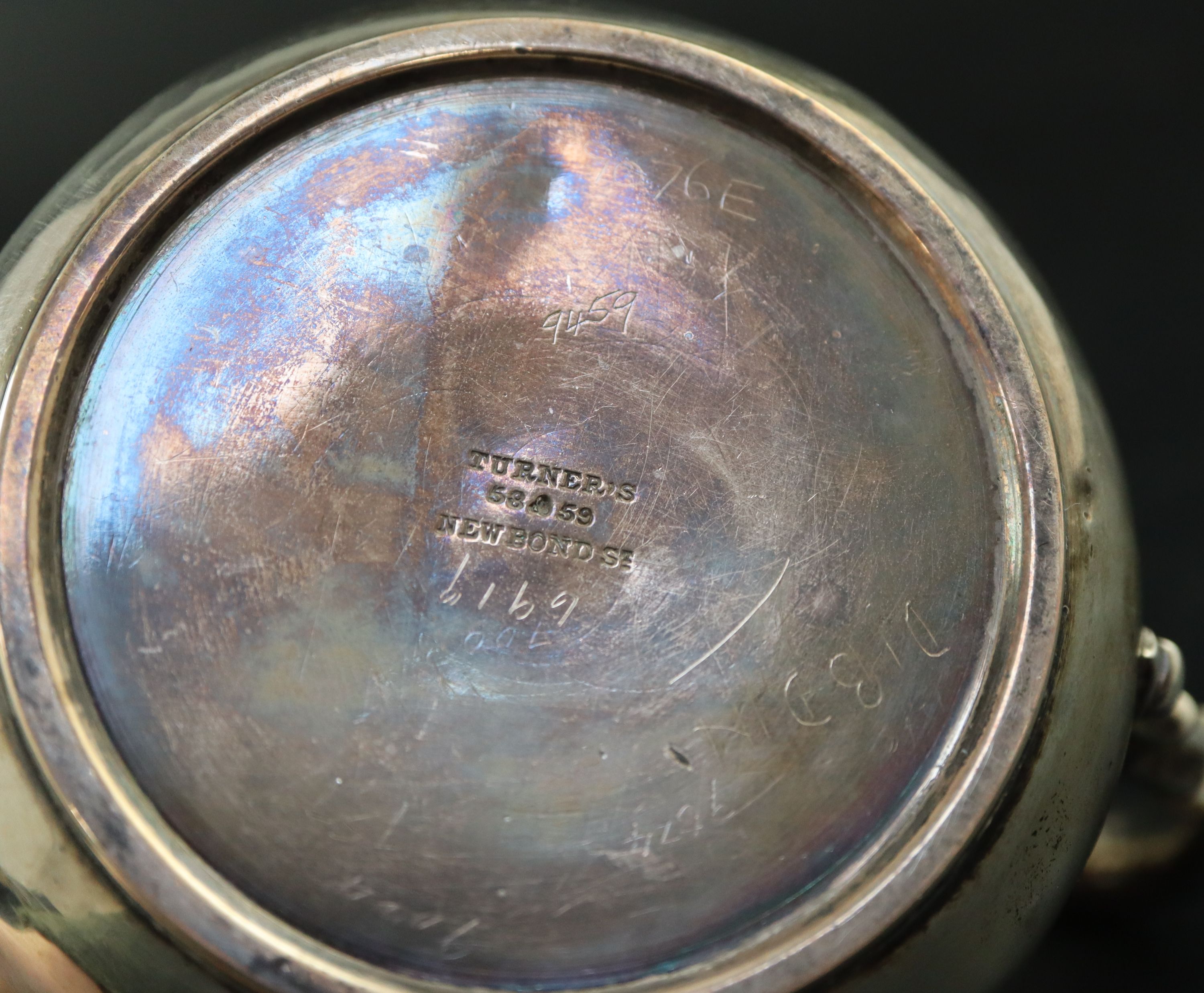 A Victorian small engraved silver hot water pot, 5.7cm, gross 10.5oz.